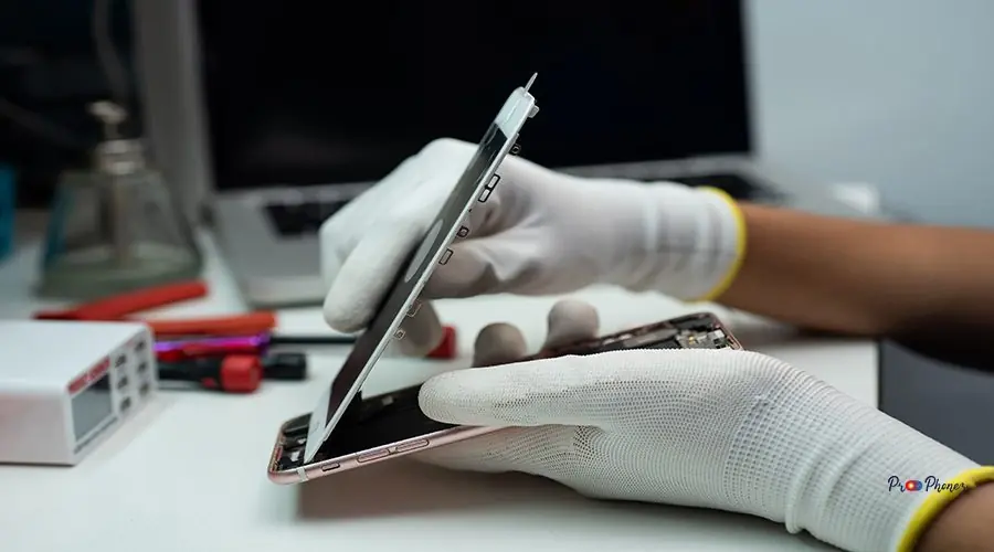 Repair mobile phones or smartphones Repair mobile phones or smartphones